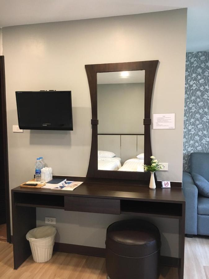 Ywca Hotel Bangkok Extérieur photo