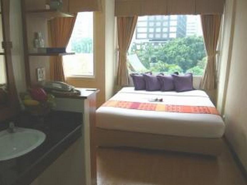 Ywca Hotel Bangkok Extérieur photo