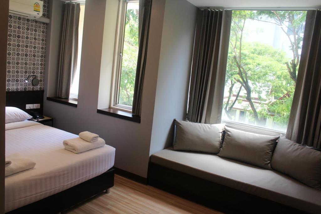 Ywca Hotel Bangkok Extérieur photo